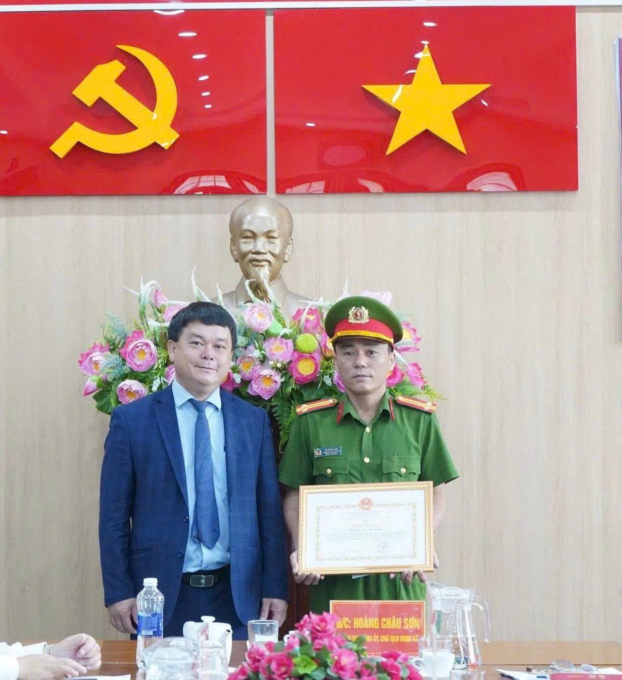 anh tin bai